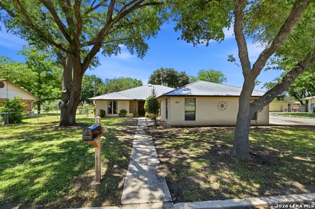 901 Gentilz, Castroville, TX 78009 - #1