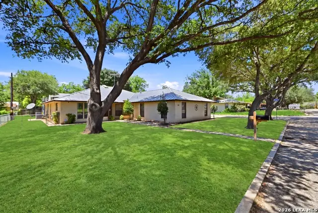 901 Gentilz, Castroville, TX 78009 - #3