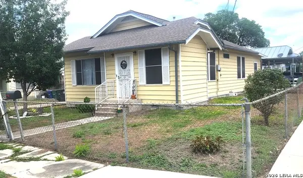 3303 W Travis St, San Antonio, TX 78207