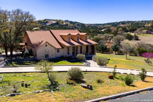 113 Springbranch Dr, Kerrville, TX 78028 - #1