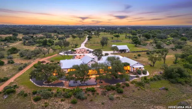 2814 Panther Hollow Dr, Bandera, TX 78003 - #2