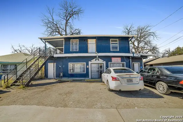 811 S General Mcmullen Dr, San Antonio, TX 78237 - #2
