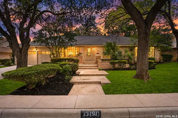 13150 N Hunters Cir, San Antonio, TX 78230