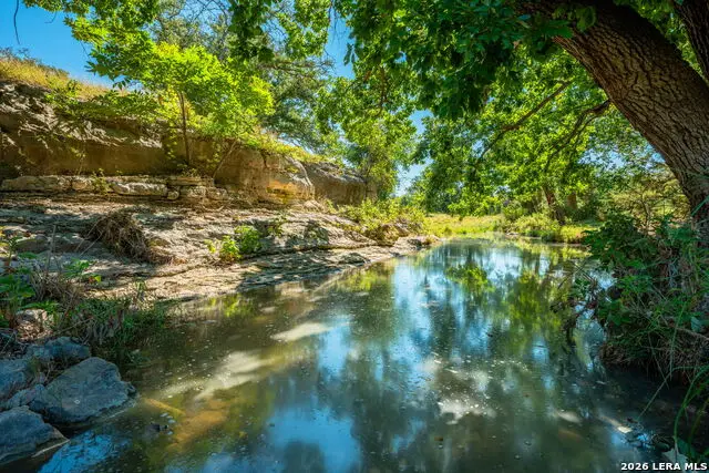 000 Pressler-henke Rd, Kerrville, TX 78028 - #1