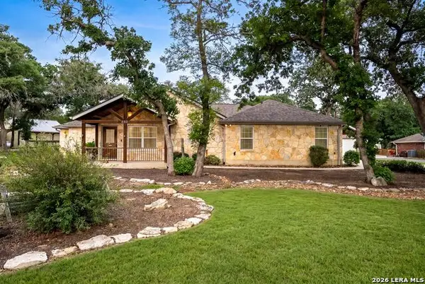 552 Jacobs Ln, La Vernia, TX 78121