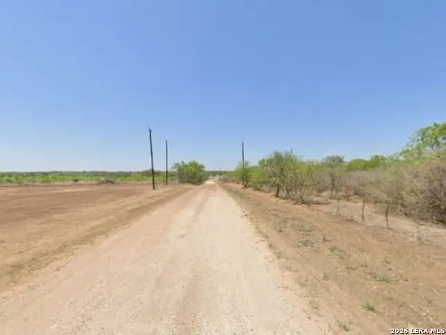 2017 County Road 651, Devine, TX 78016 - #2