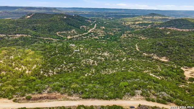 344 Lakeview Trl, Pipe Creek, TX 78063 - #2