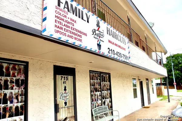 715 New Laredo Hwy, San Antonio, TX 78211