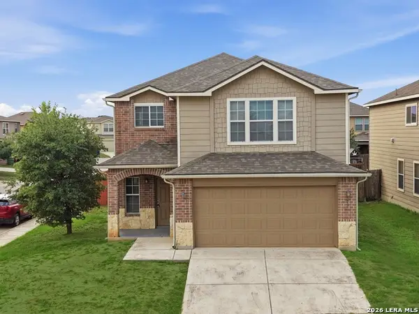 403 Walnut Crst, Schertz, TX 78154