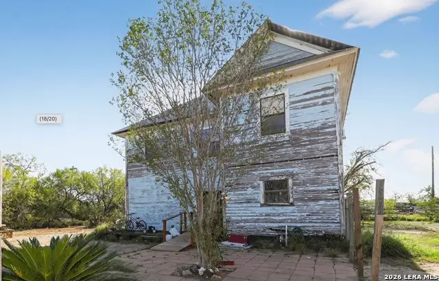 1440 School Dr, Poteet, TX 78065 - #3