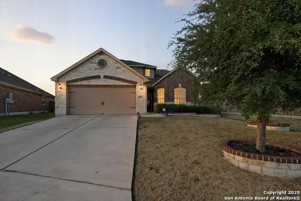 11933 Luckey Falls, San Antonio, TX 78252