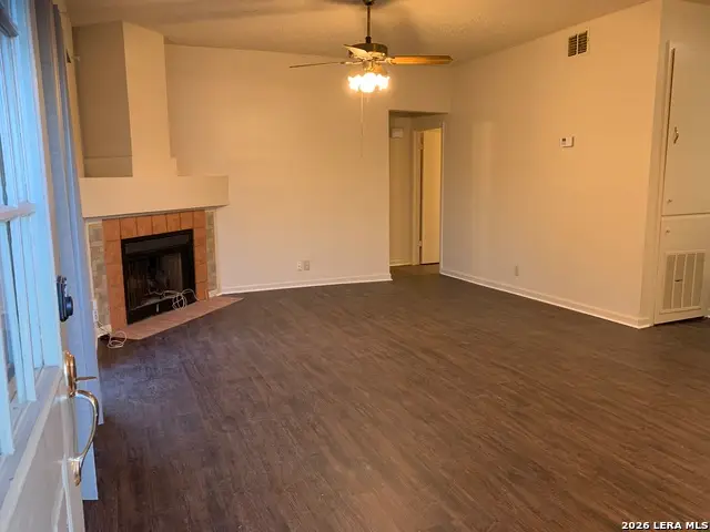 8441 Forest Ridge Dr, San Antonio, TX 78239 - #2