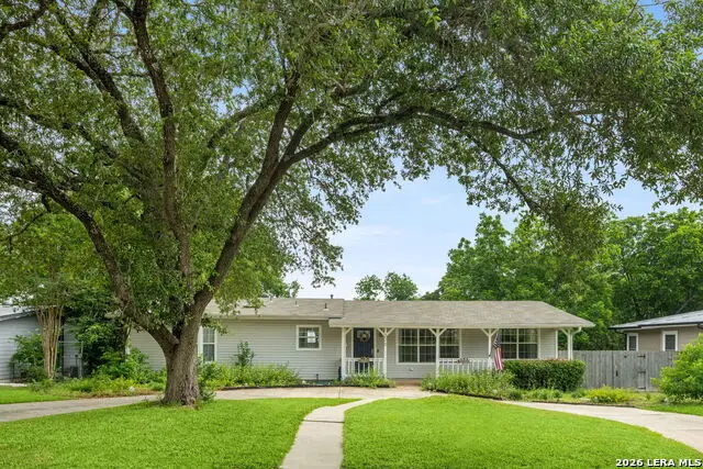 220 Lyman Dr, Terrell Hills, TX 78209 - #2