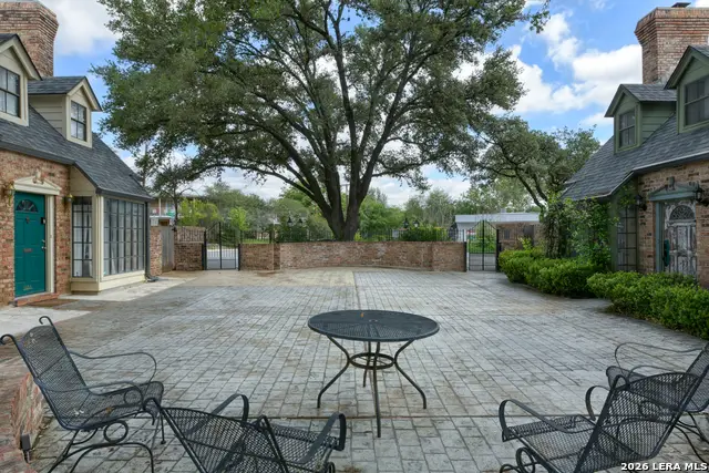 1180 Garraty Rd #9, San Antonio, TX 78209 - #2