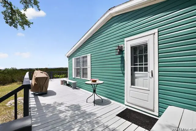 1721 Lakeshore Dr N, Bandera, TX 78003 - #3