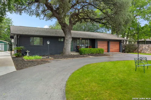 604 Schweppe St, Boerne, TX 78006 - #3