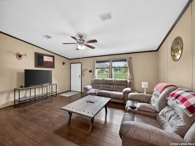 149 High Ridge Meadows Dr, Gonzales, TX 78629 - #3
