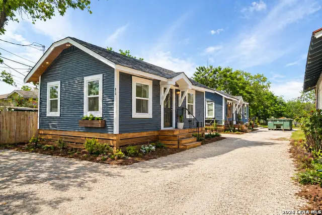 817 W Poplar St, San Antonio, TX 78212 - #3