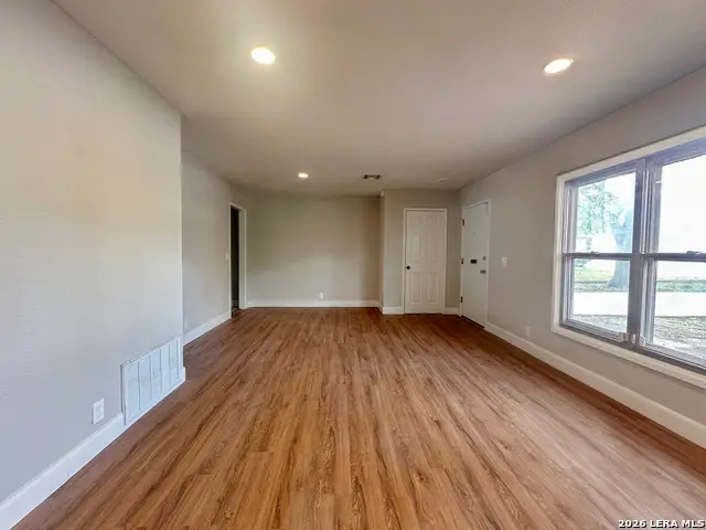 740 Rittiman Rd, Terrell Hills, TX 78209 - #3