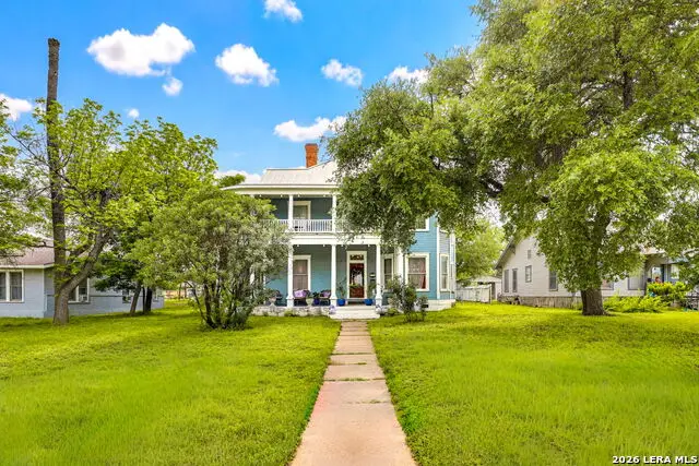 757 N Getty St, Uvalde, TX 78801 - #2