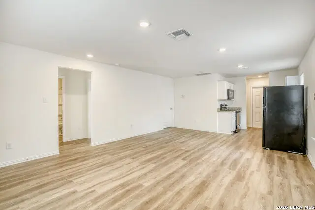 126 N San Ignacio, San Antonio, TX 78237 - #2