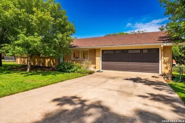 1123 Nancy Beth, Kerrville, TX 78028