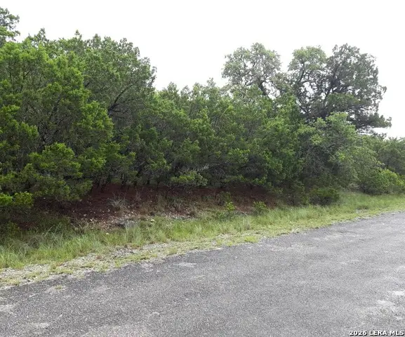 6705 Redwood Dr, Lago Vista, TX 78645