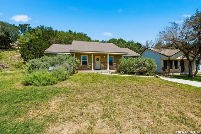 1427 Bonnyview Dr, Canyon Lake, TX 78133 - #3