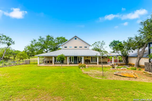 975 Flying R Ranch Rd E, Spring Branch, TX 78070 - #1