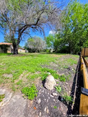 110 Zeuty St, San Antonio, TX 78227