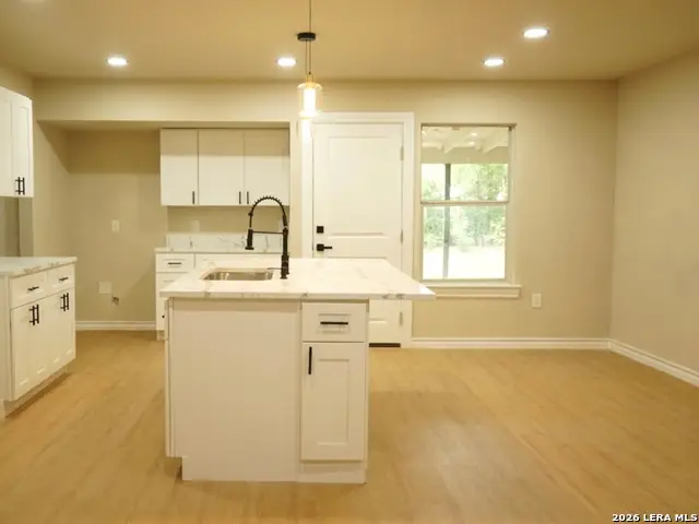 367 Concio St, San Antonio, TX 78227 - #2