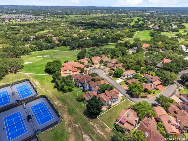 29431 Summit Ridge Dr, Fair Oaks Ranch, TX 78015