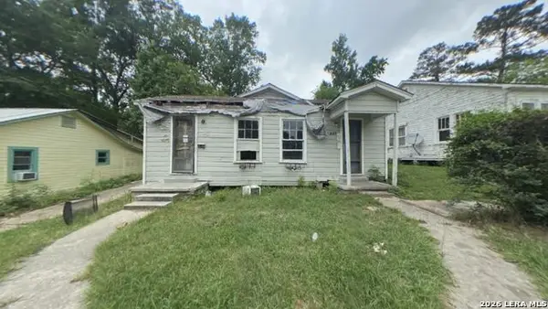 443 3rd St, Jasper, TX 75951