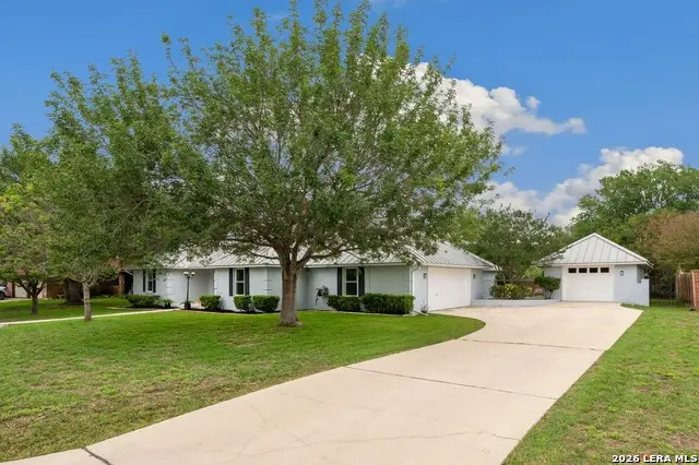 1827 Palace Dr, New Braunfels, TX 78130 - #1