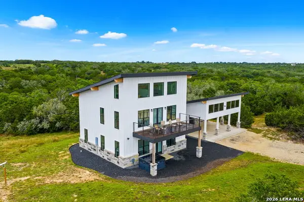 337 Colt Valley Rd, Fredericksburg, TX 78624
