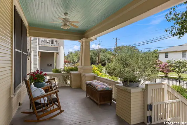 517 E Park Ave, San Antonio, TX 78212 - #2