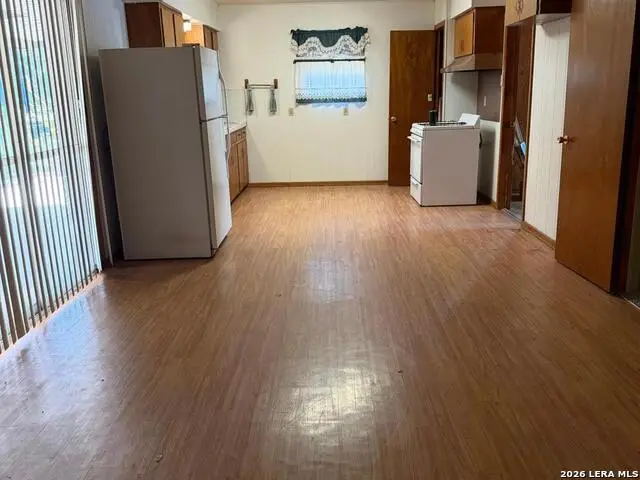 3926 Gayle Ave, San Antonio, TX 78223 - #2
