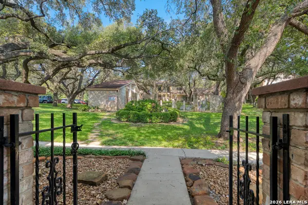 11303 Vance Jackson #L2, San Antonio, TX 78230