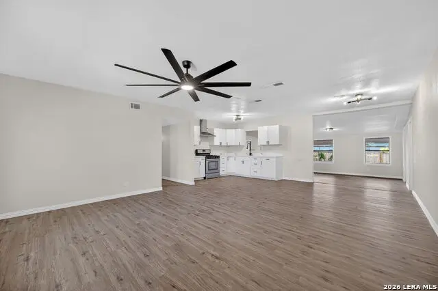 4426 Newcome Dr, San Antonio, TX 78229 - #3