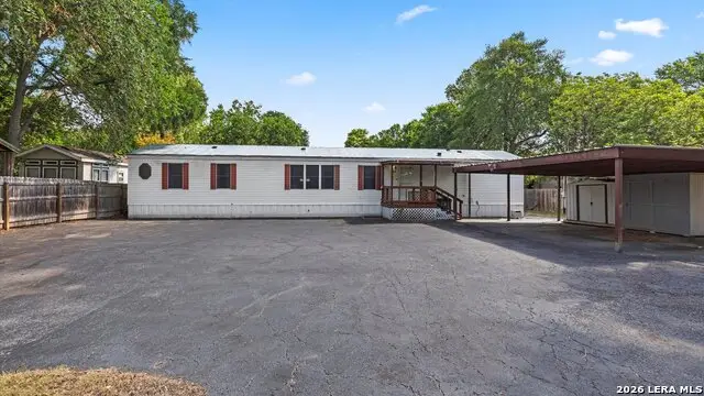 276 Riverview Ter, Seguin, TX 78155 - #2