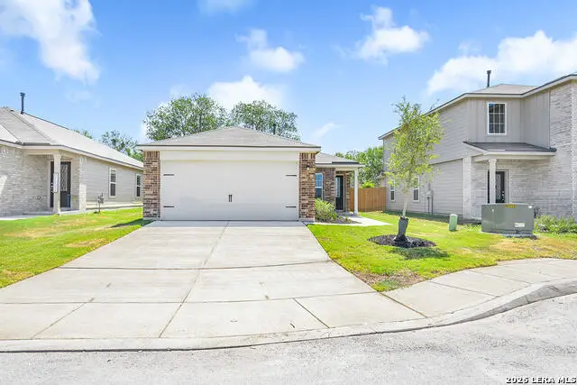 15014 Telfaire Meadow, Von Ormy, TX 78073 - #1