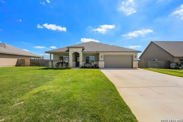 213 Colonial Ln, La Vernia, TX 78121 - #1