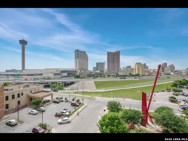 215 Center #607, San Antonio, TX 78202