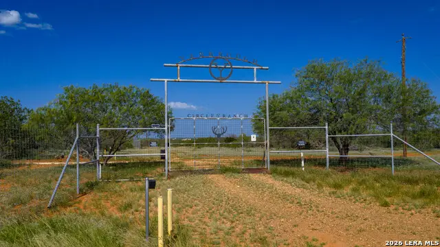 000 Vesper, Cotulla, TX 78014 - #1