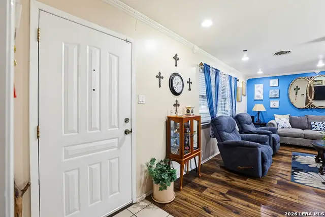 3410 Autumn Ln, Kirby, TX 78219 - #3
