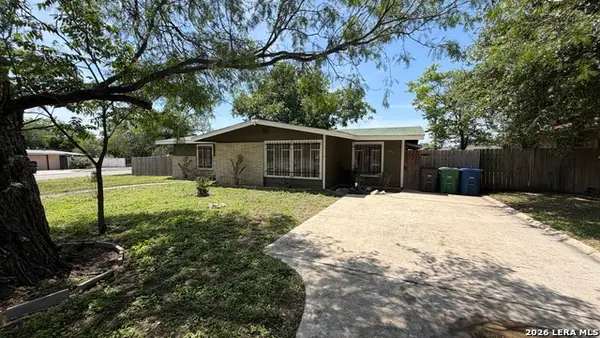 202 Dalehurst Dr, San Antonio, TX 78201