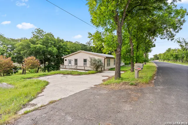 446 Wharton Rd, Kerrville, TX 78028 - #2