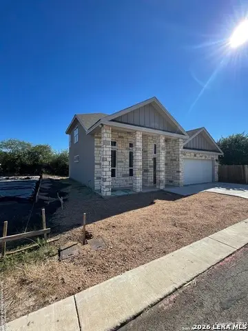 107 Sutton Pl, Uvalde, TX 78801 - #3