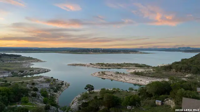 986 Paradise Dr, Canyon Lake, TX 78133 - #1