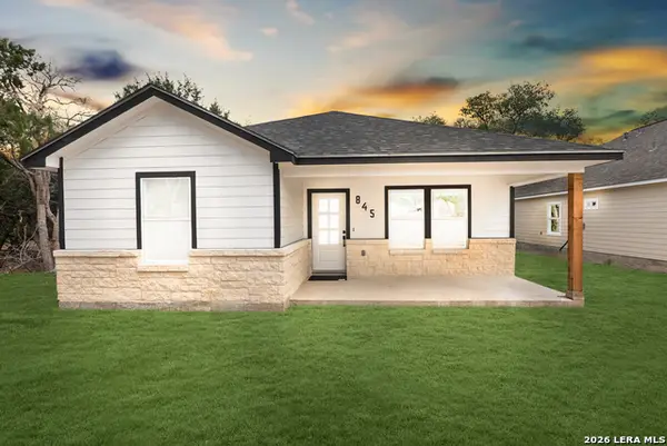 845 Tee Dr, Spring Branch, TX 78070